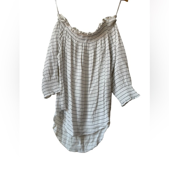 Faithfull the Brand Off Shoulder Smocked Neck Curve Hem Stripe Top Size US 4 - Picture 1 of 9